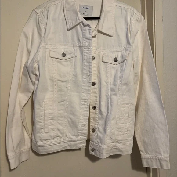 Old Navy White Jean Jacket Classic Design, Size Large, NWOT - Picture 1 of 3